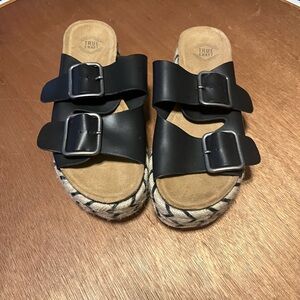 True Craft Black Sandals with Buckles
